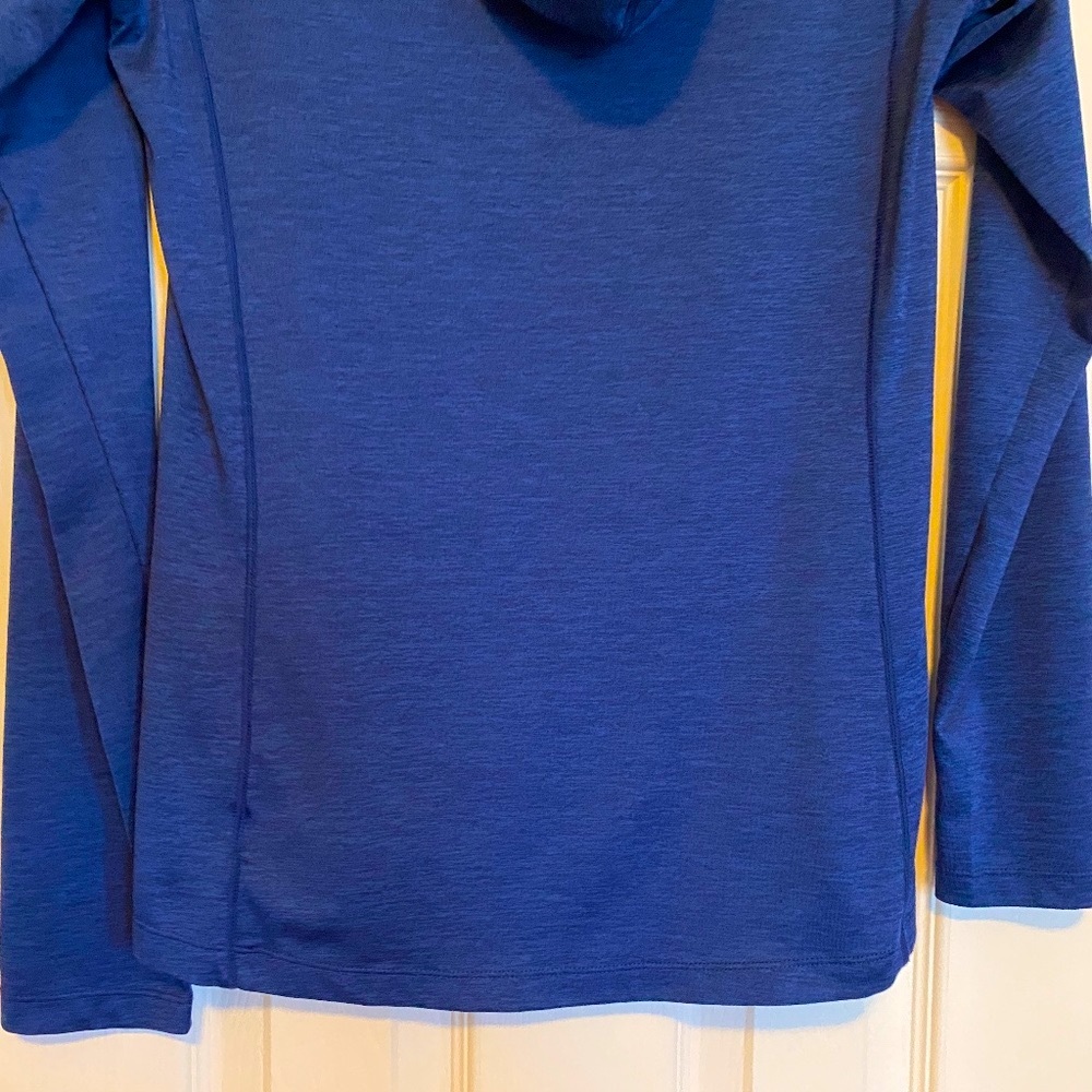 Women's Reebok Performance Hoodie - Picture 10 of 11